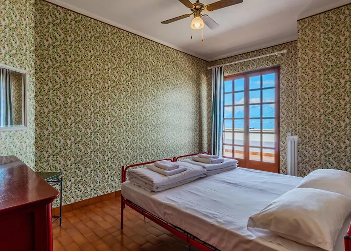 Papandrea By Interhome Assenza di Brenzone