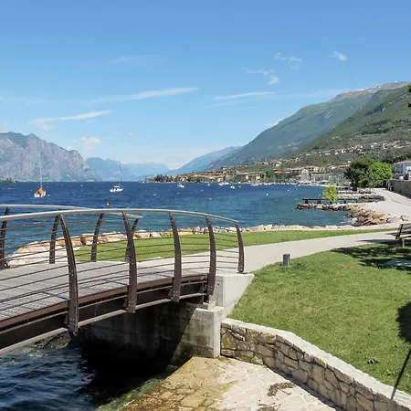 Papandrea By Interhome Assenza di Brenzone
